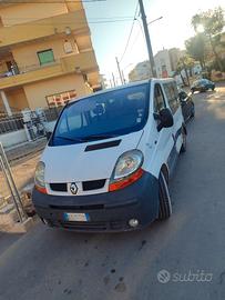 Renault trafic 9 posti 