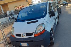 Renault trafic 9 posti 