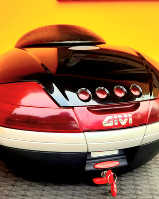 Bauletti maxi givi 50 litri+ piastra universale
