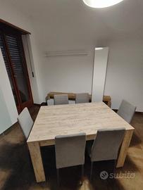 Tavolo + Sedie + Soggiorno 