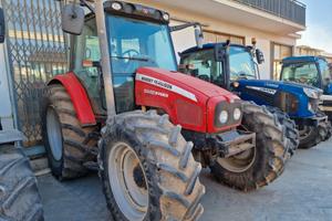 Massey Ferguson 5445 DYNA 4