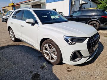 AUDI Q3 TFSI 40 QUATTRO (4x4)