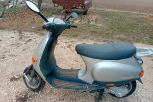 Piaggio Vespa 50 ET4 - 2003