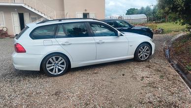 BMW 320 d Turing