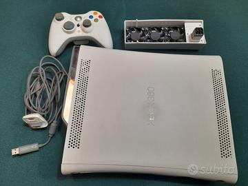 X-BOX 360 Console + gamepad (NO hdd)