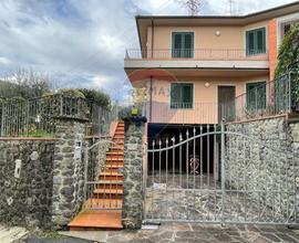 Villa a schiera - Bagni di Lucca