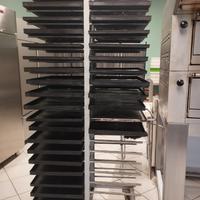 porta teglie per pizzeria
