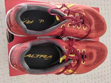 scarpa sportiva marca aAltra mis.11.5