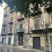 4 LOCALI A PALERMO