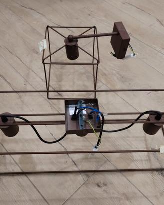 Lampadario marrone ferro battuto