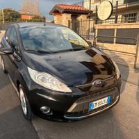 Ford Fiesta Ikon 1.4 TDCi 70CV 5 porte