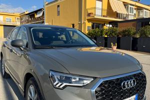 Auto Q3 sportback 1.5 S-tronic