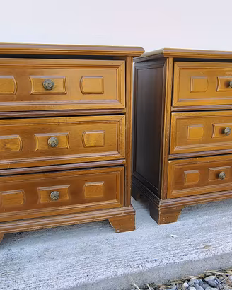 Coppia comodini in legno