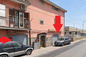 Via xxv luglio : locale commerciale