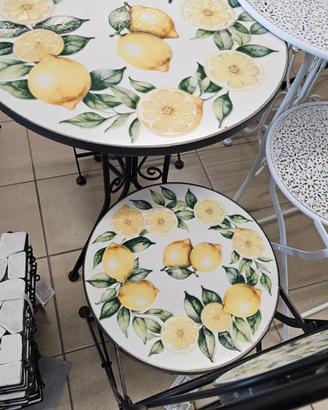 Set Tavolo Tondo Ferro Mosaico Limoni con 2 Sedie 