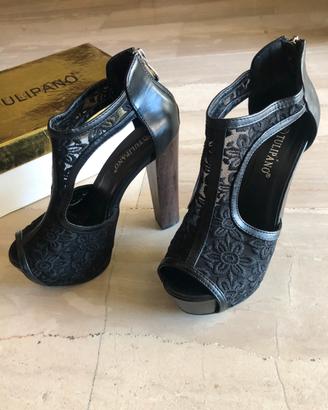 Scarpe nere con plateau