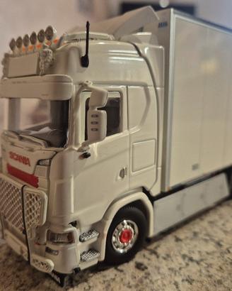 modellino scania motrice