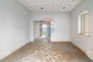 Locale Commerciale - San Giovanni la Punta