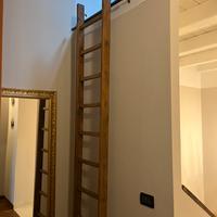 Scala antica in rovere