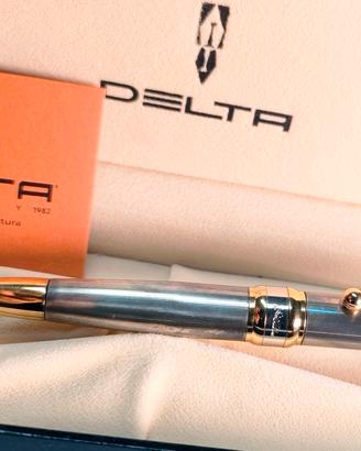 penna Roller DELTA in argento massiccio 925 
