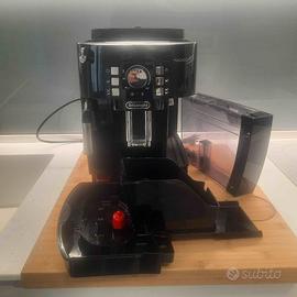macchina caffe Delonghi Magnifica S