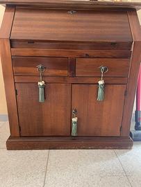 Mobile scrittoio in legno con ribalta