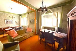 Villa di 382 m² con più di 5 locali e box auto a F
