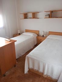 Letti, materassi reti, scrivania