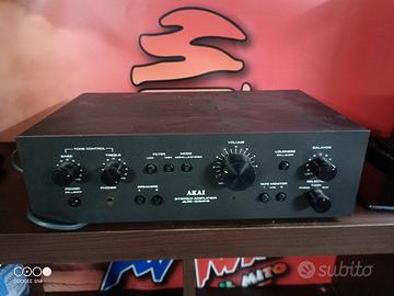Amplificatore Akai AM 2200