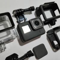 GoPro Hero 5 con accessori