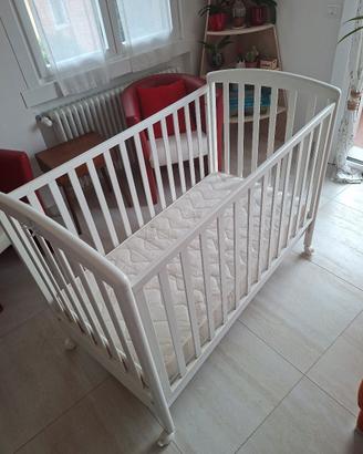 lettino / culla in legno bianco + materasso