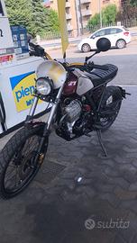 Honda NX650 DOMINATOR