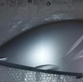carena plastica posteriore destra rivale 800