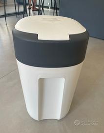 Tommee Tippee Twist and Click Advanced Nappy Bin