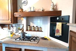 Villa di 210 m² con più di 5 locali e box auto a C