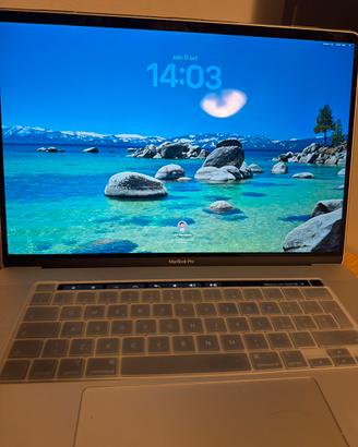 MacBook Pro 16 2019 i7 16gb retina Touch Bar