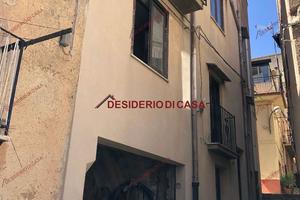 Casa, Polizzi Generosa.