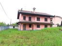 villa-singola-con-ampio-giardino