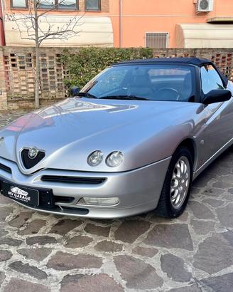 Alfa Romeo GTV Spider 2.0i 16V Twin Spark cat L