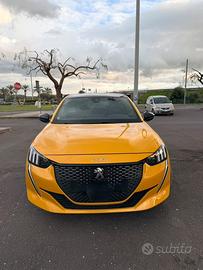 Peugeot 208 GT 1.5 BlueHDi