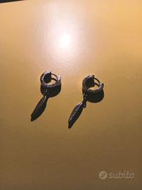 Orecchini con piuma Stroili