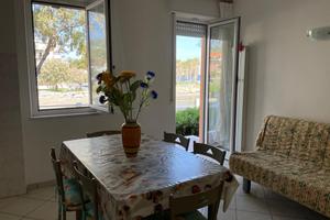 Bilocale FRONTE MARE con balcone