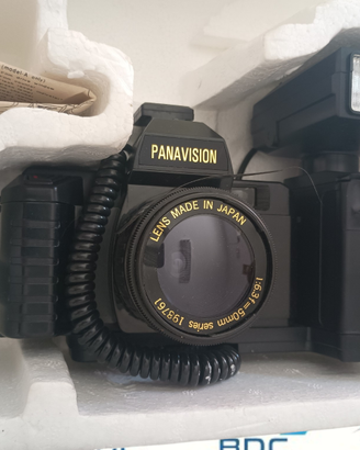 Macchina fotografica vintage Panavision a rullino