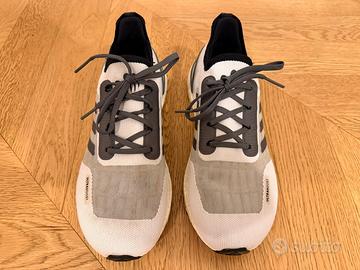 Scarpe ADIDAS Ultraboost x James Bond