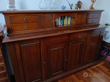 credenza  con alzatina in arte povera 