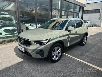 Volvo XC40 B3 automatico Core