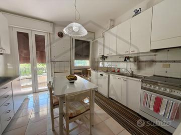 PORZIONE BIFAMILIARE - ABANO TERME