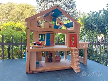 Casa per bambole in legno plan toys