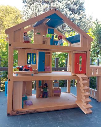 Casa per bambole in legno plan toys