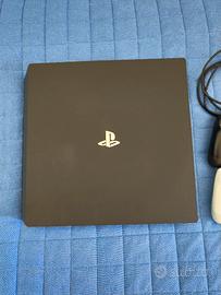 Ps4 Pro completa di tutto